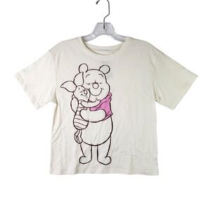 Disney Winnie‎ the Pooh T Shirt Juniors XS Cream Piglet Hugging Tee Top Womens